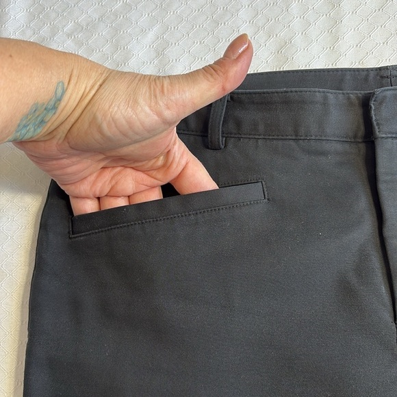 Club Monaco Black Cotton Blend Ankle Pants Size 8 - Picture 5 of 7